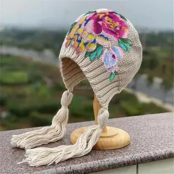 2023, бродерия в китайския етнически стил, дамска есенно-зимна дебела топла вълнена шапка за защита на ушите, вязаный прическа в ретро стил